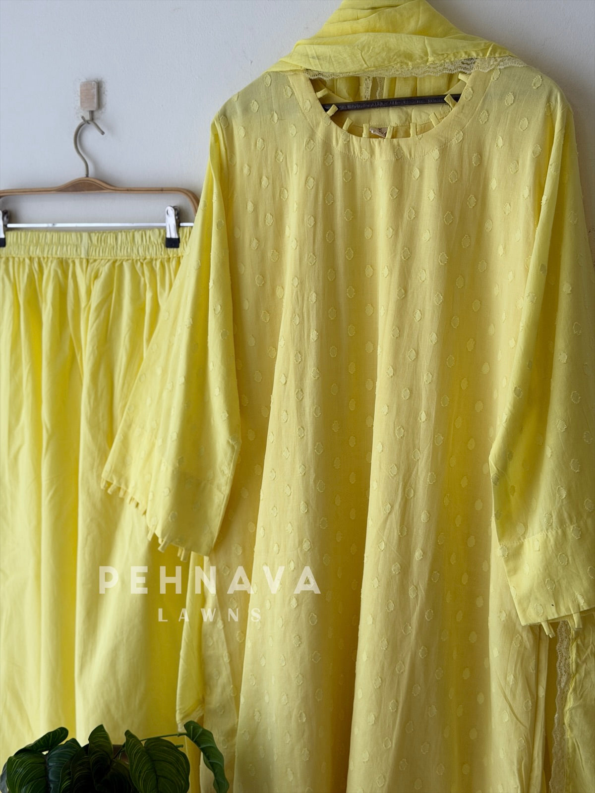 Dobby Cotton Three Piece Suit SN6055 - Pehnava Lawns