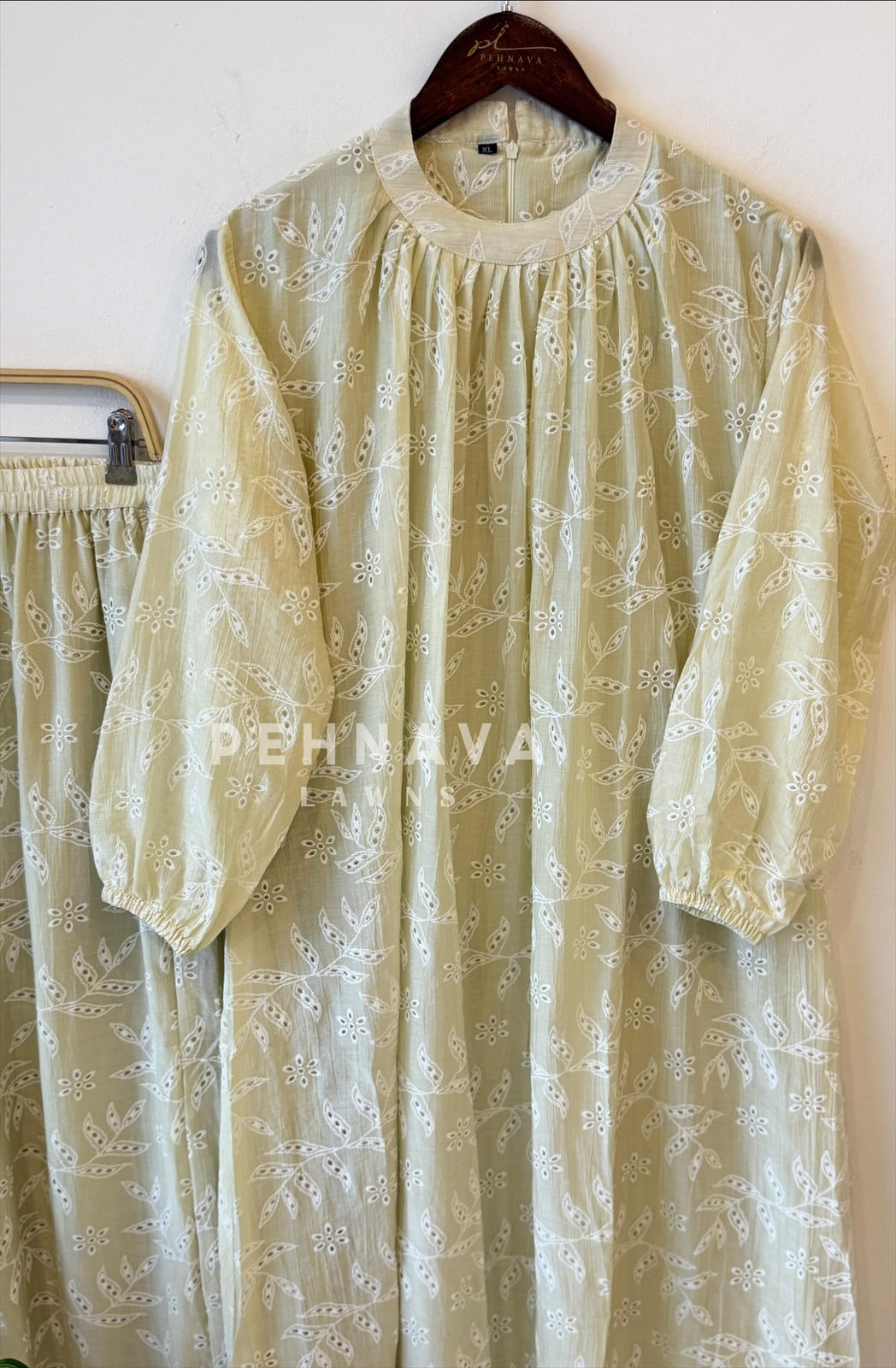 Soft Floral Embroidery Set-4192