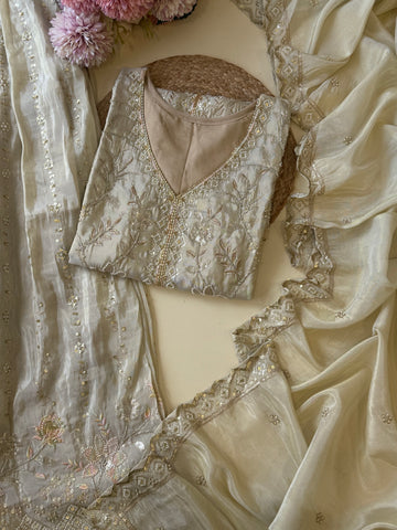 Pure Tissue Heavy Handworked Suit