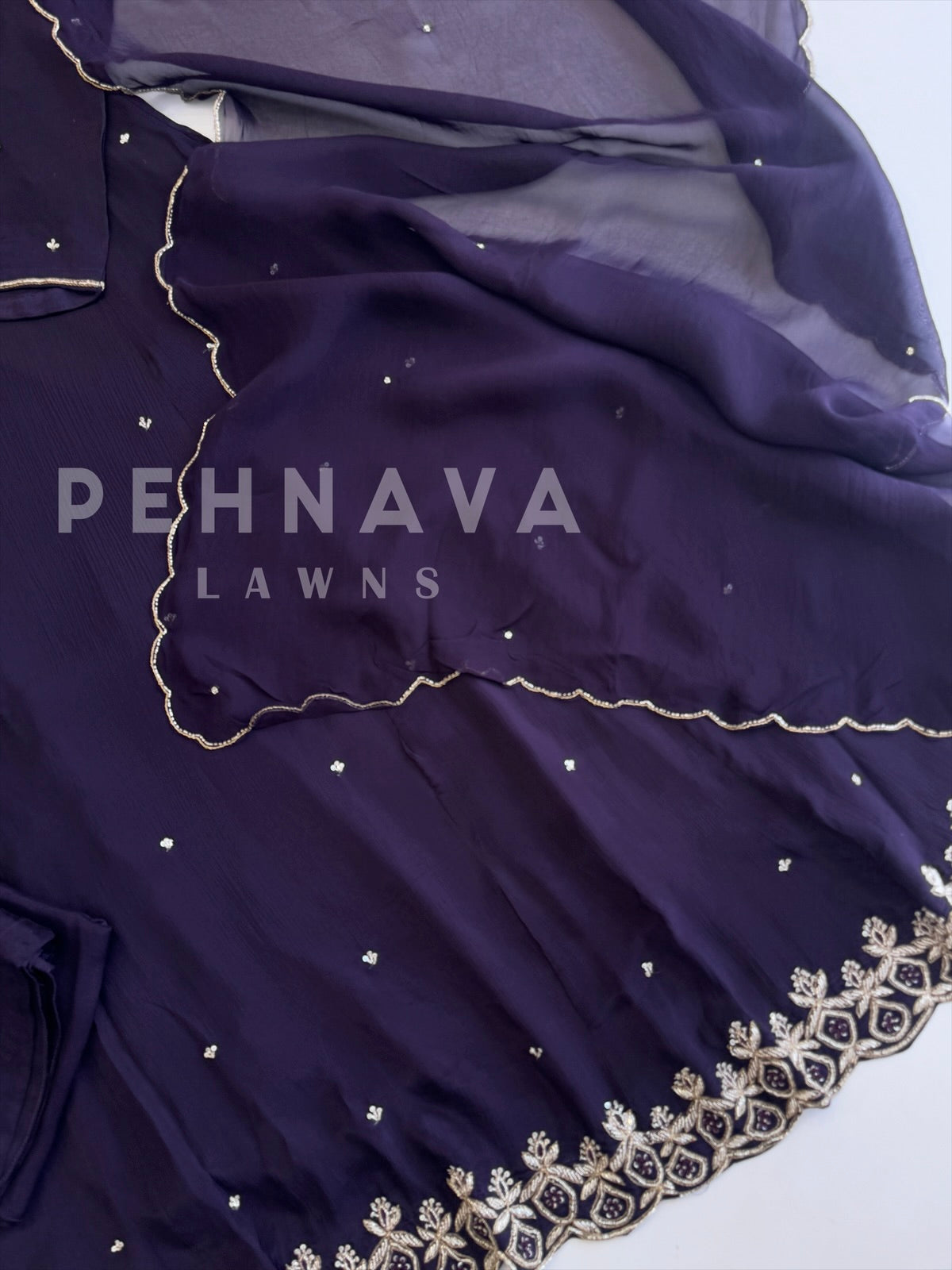 Chinon Premium Suit Set