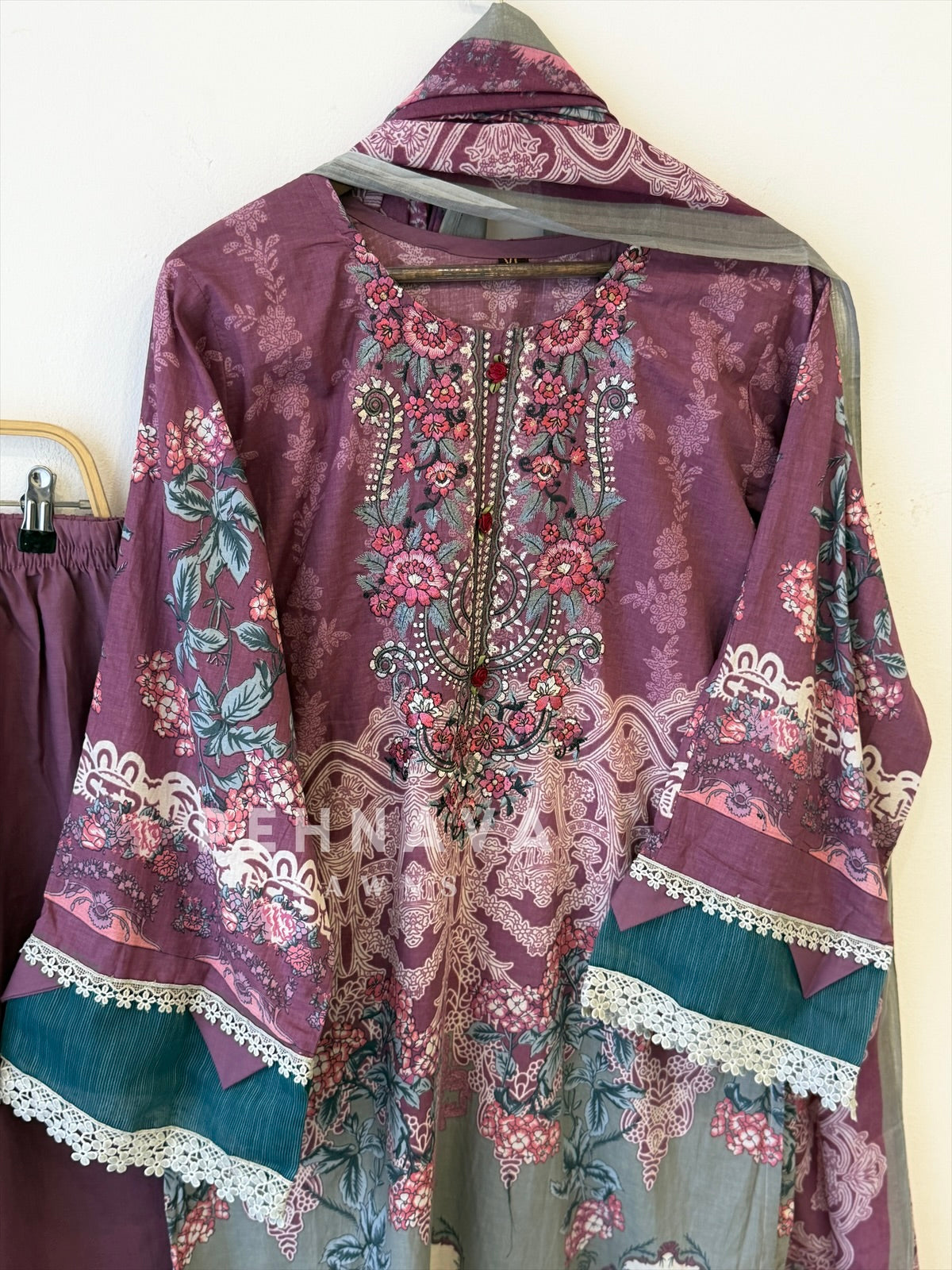 Embroidered Casual Ready To Wear Suit 002
