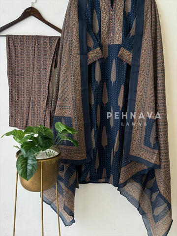 Classic Work Print Suit-No.11/3 - Pehnava Lawns