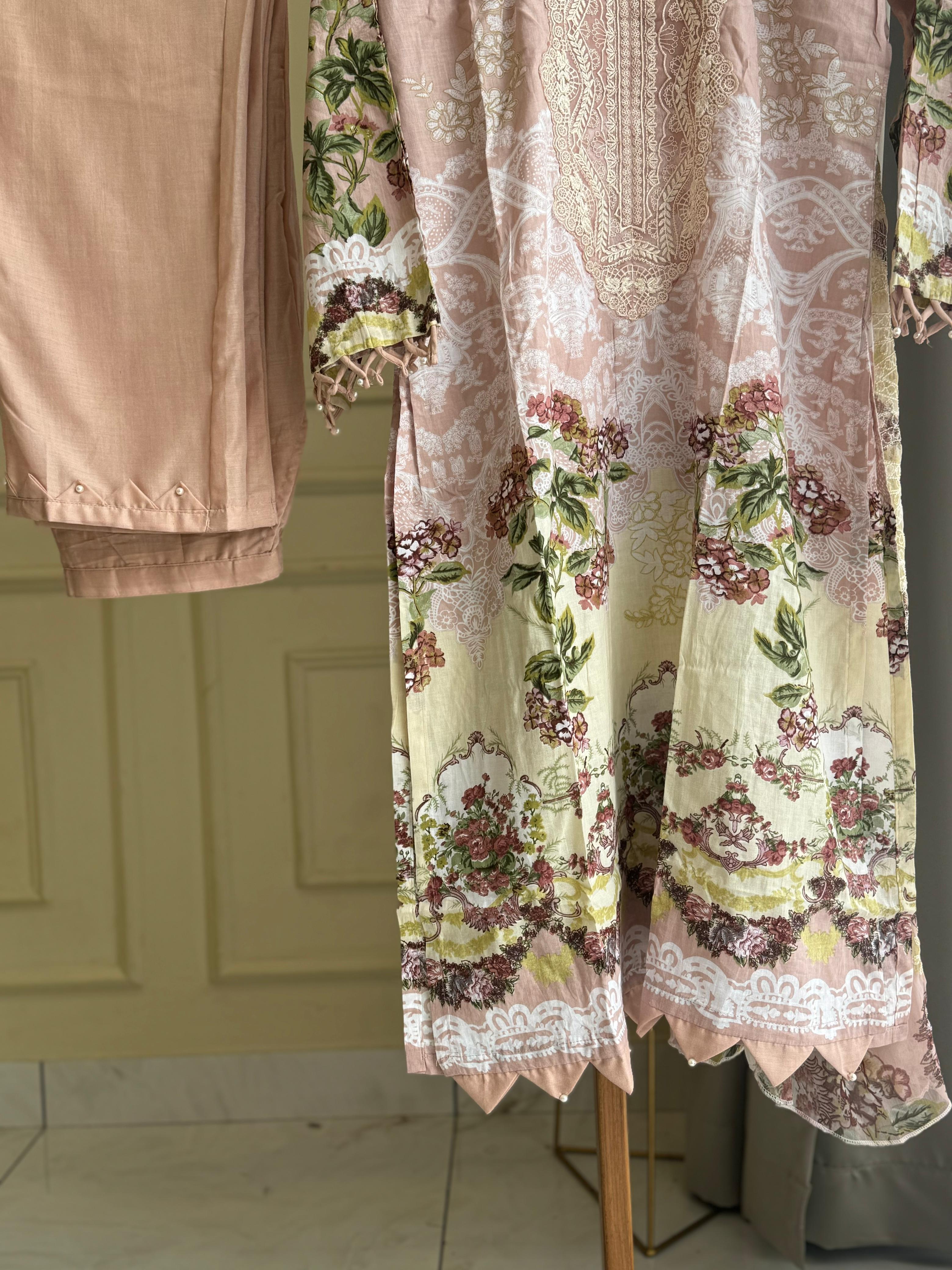 Cotton Printed Casual Suit With Cotton Dupatta-004