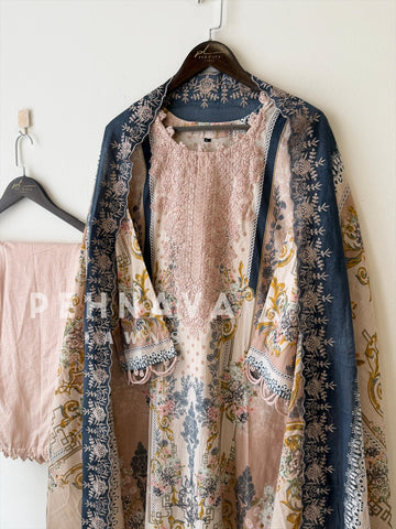 Signature stitched Suit-405