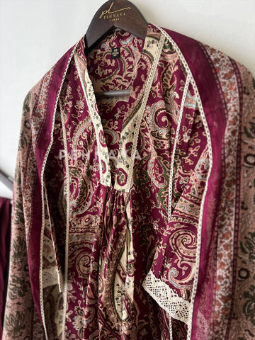 V-Neck Paisley Pattern Suit-4014