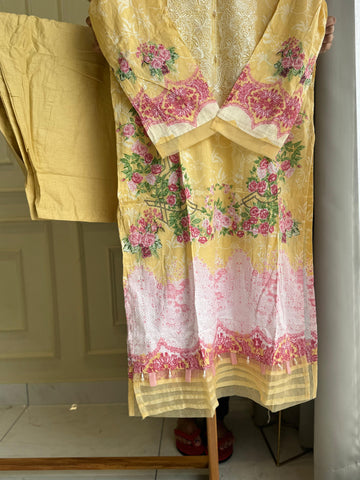 Embroidered Floral Pakistani Suit-8