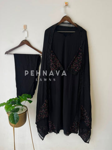 Embroidered Lace Detailed Suit-1001