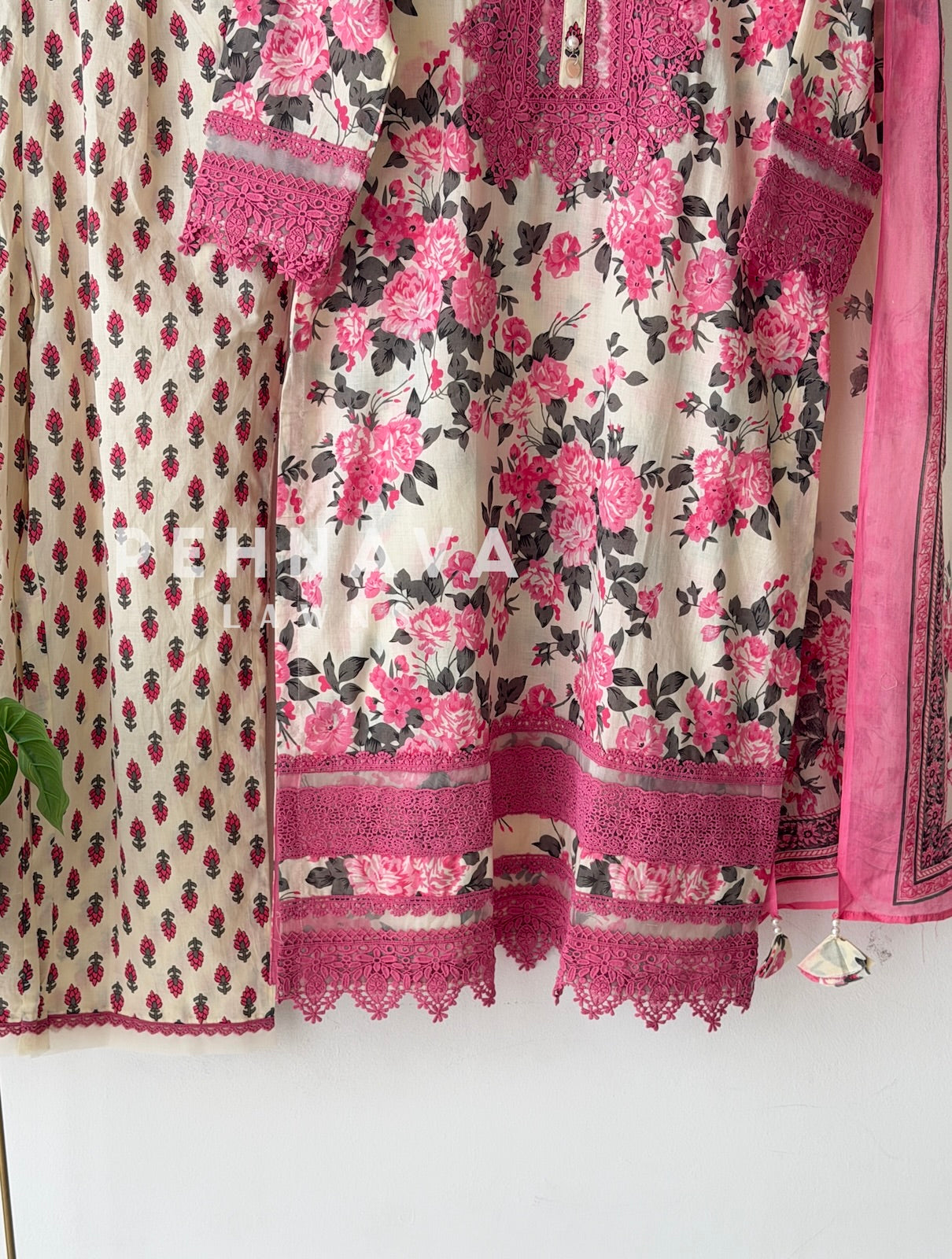 Lace Trimmed Printed Suit Set