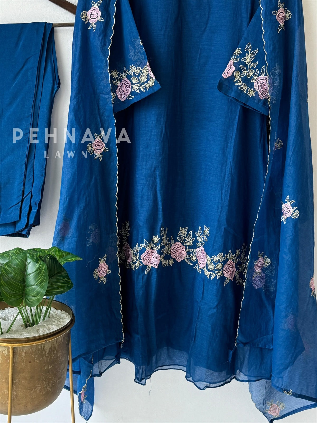 Chanderi Floral Embroidered Suit Set-4092
