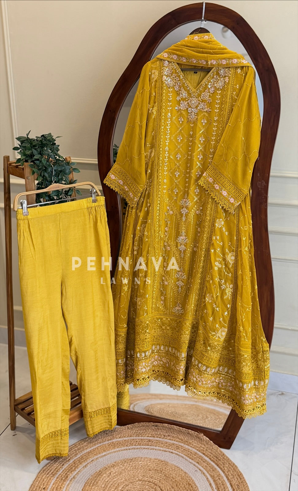 Agha Noor Formal Chiffon Ensemble