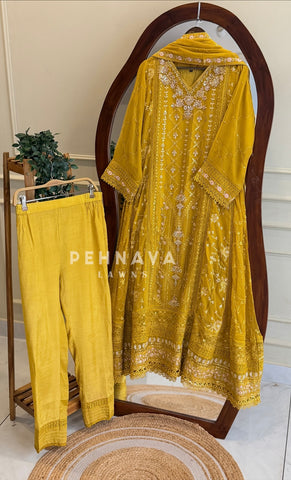 Agha Noor Formal Chiffon Ensemble