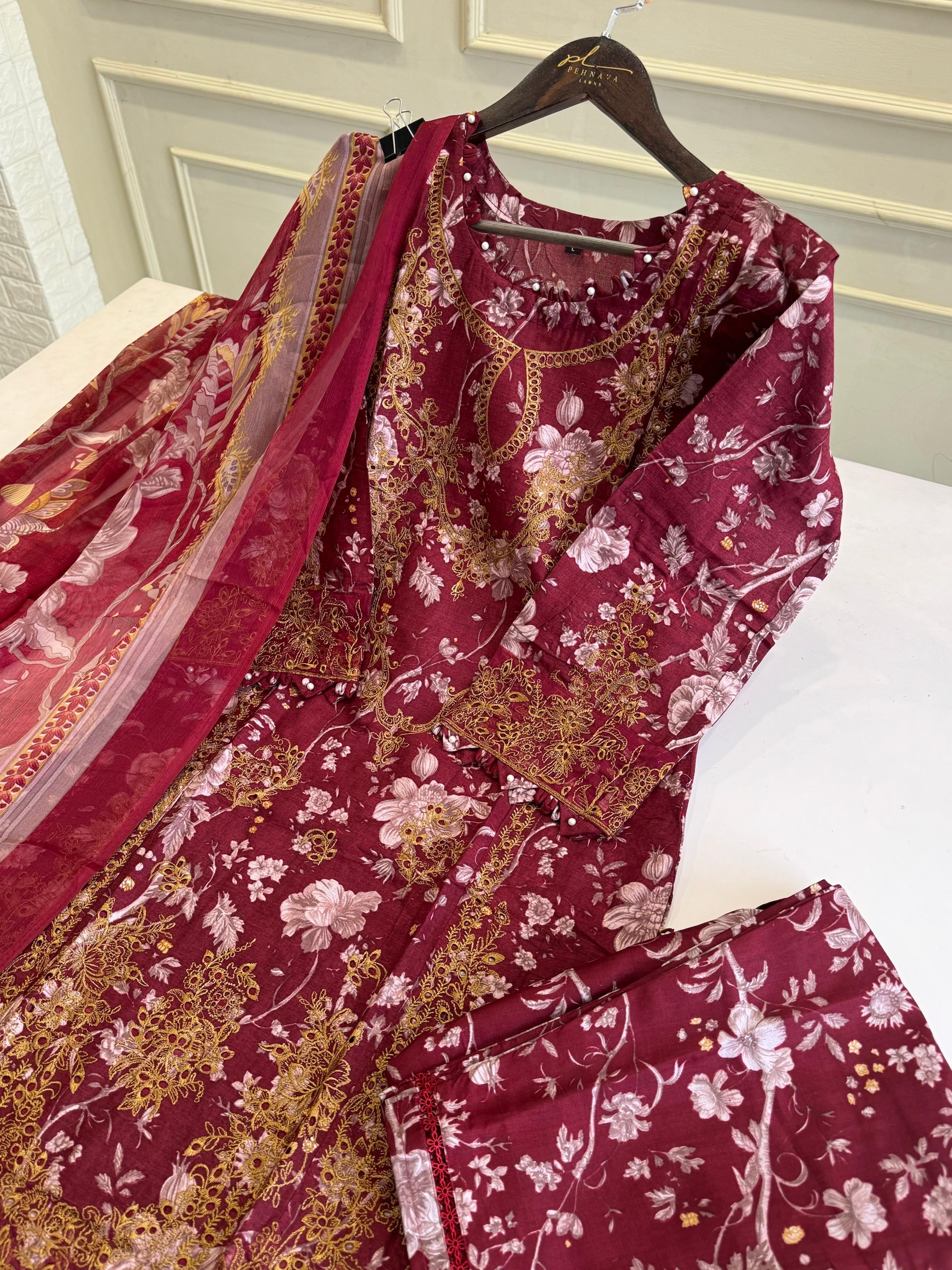 Traditional Embroidery Detailed Suit-6 - Pehnava Lawns