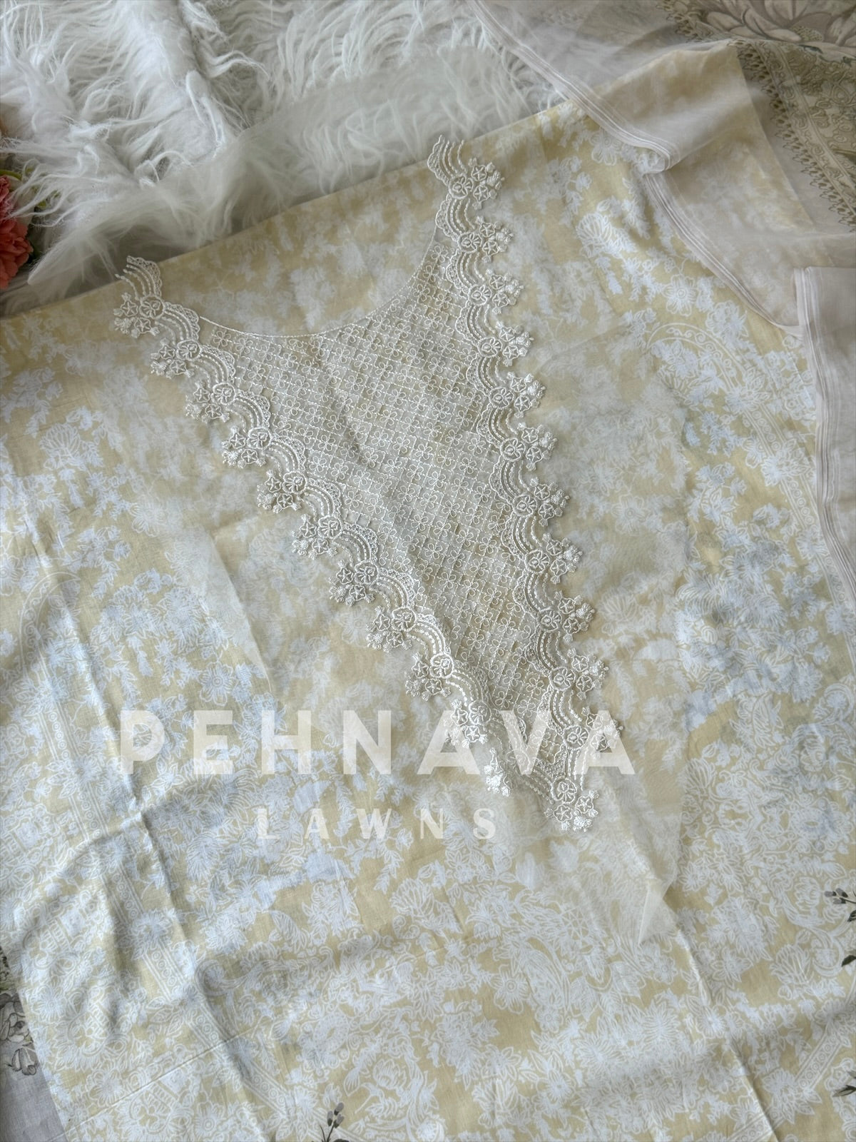 Signature Floral Printed Lawn Unstitched Suit-1895