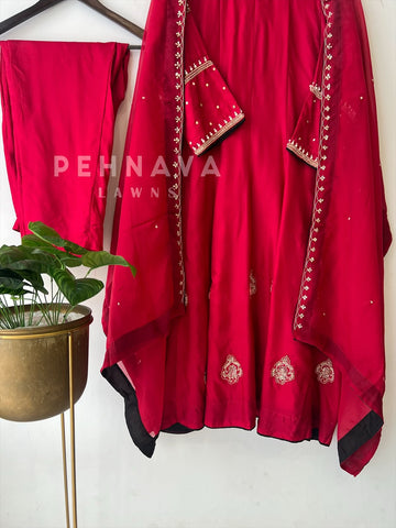 Panel Cut Aline-Suit