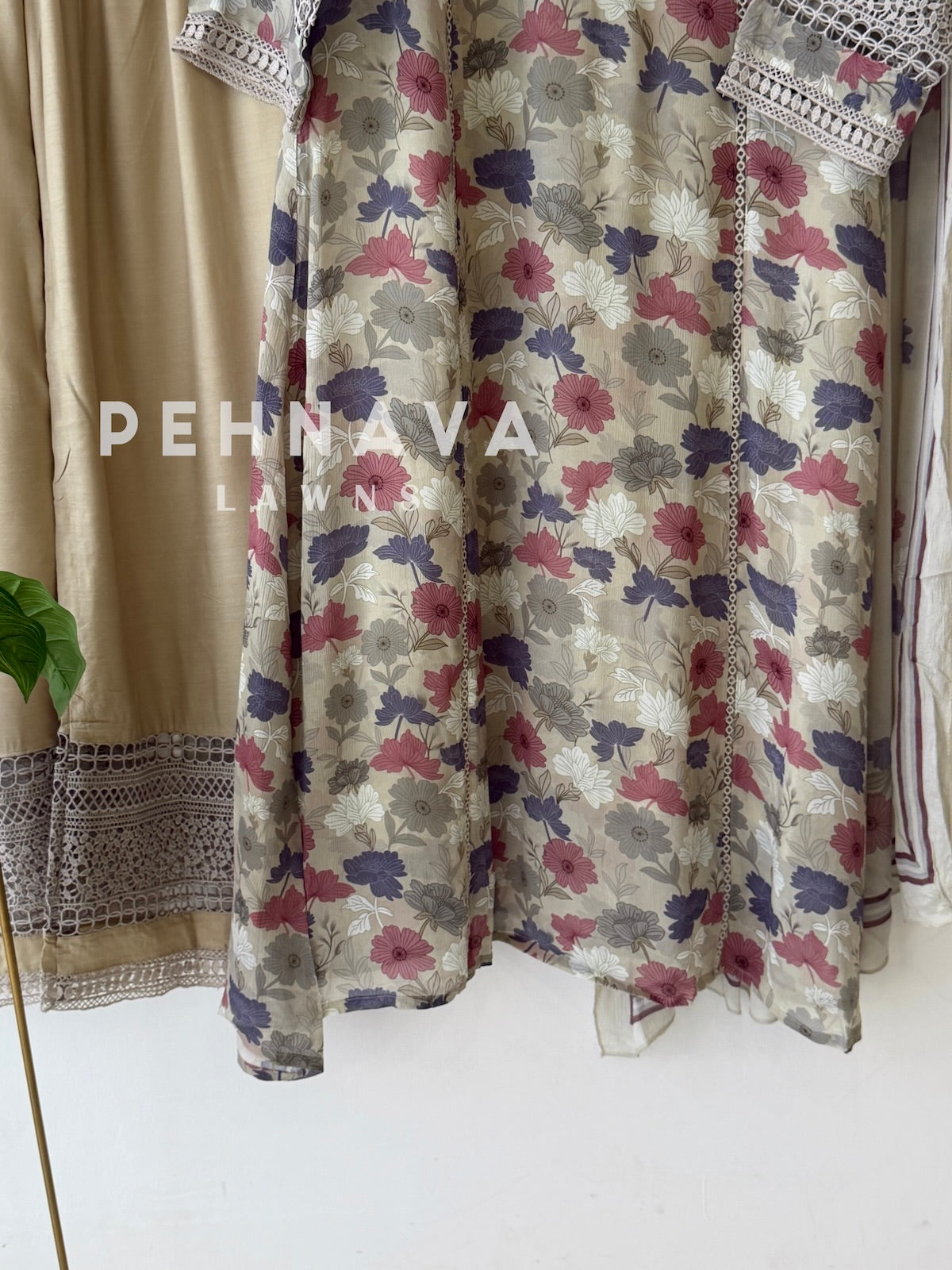 Floral Print Suit with Lace-4210