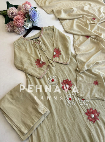 Gentle Bloom Chanderi Set