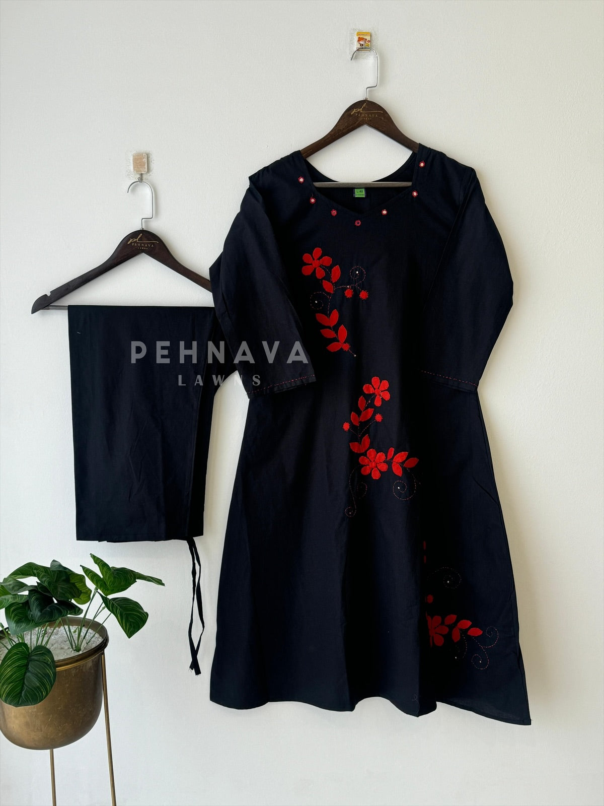 Cotton Applique Suit - Pehnava Lawns