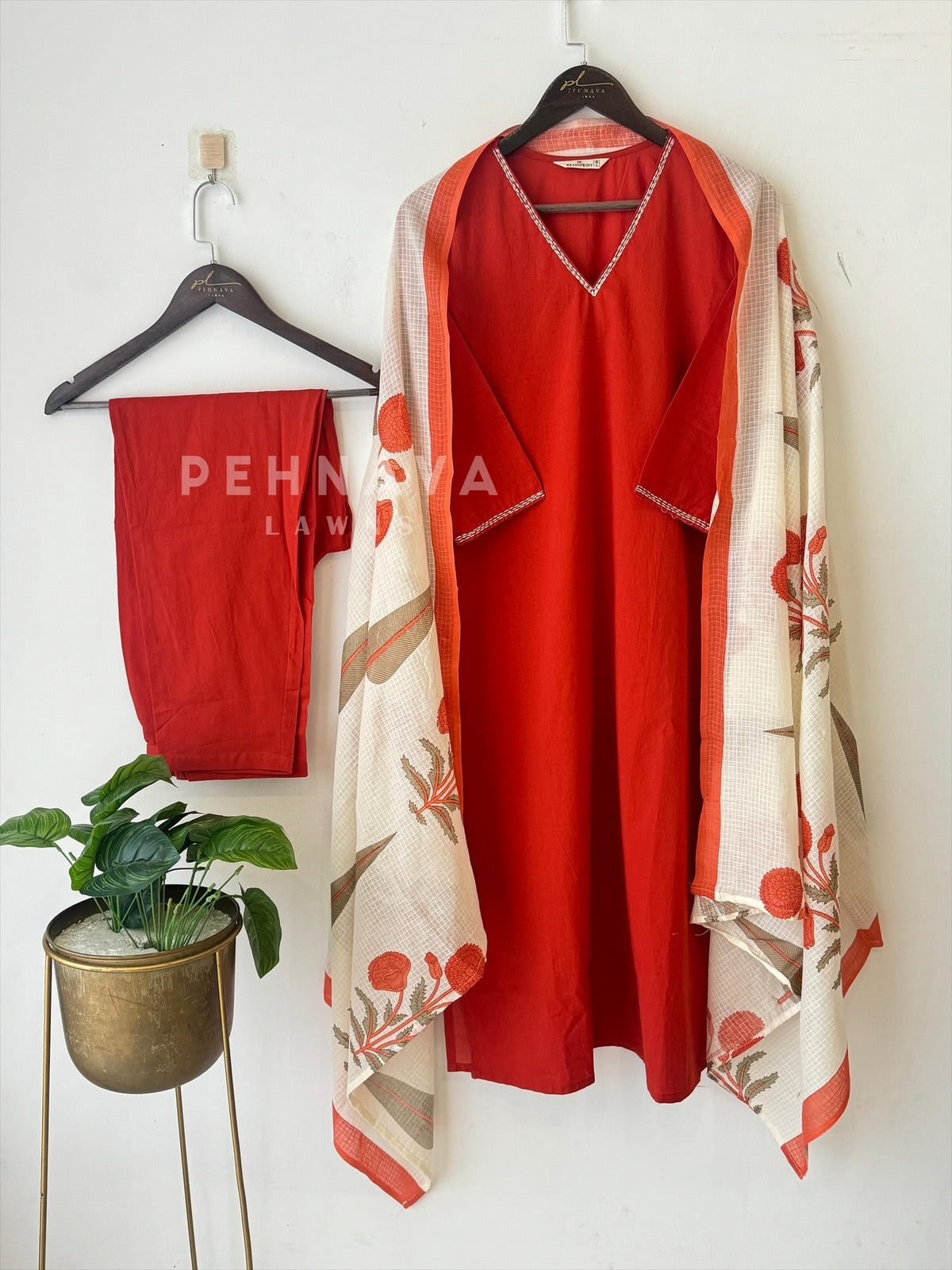Printed Cotton Suit-3032 - Pehnava Lawns