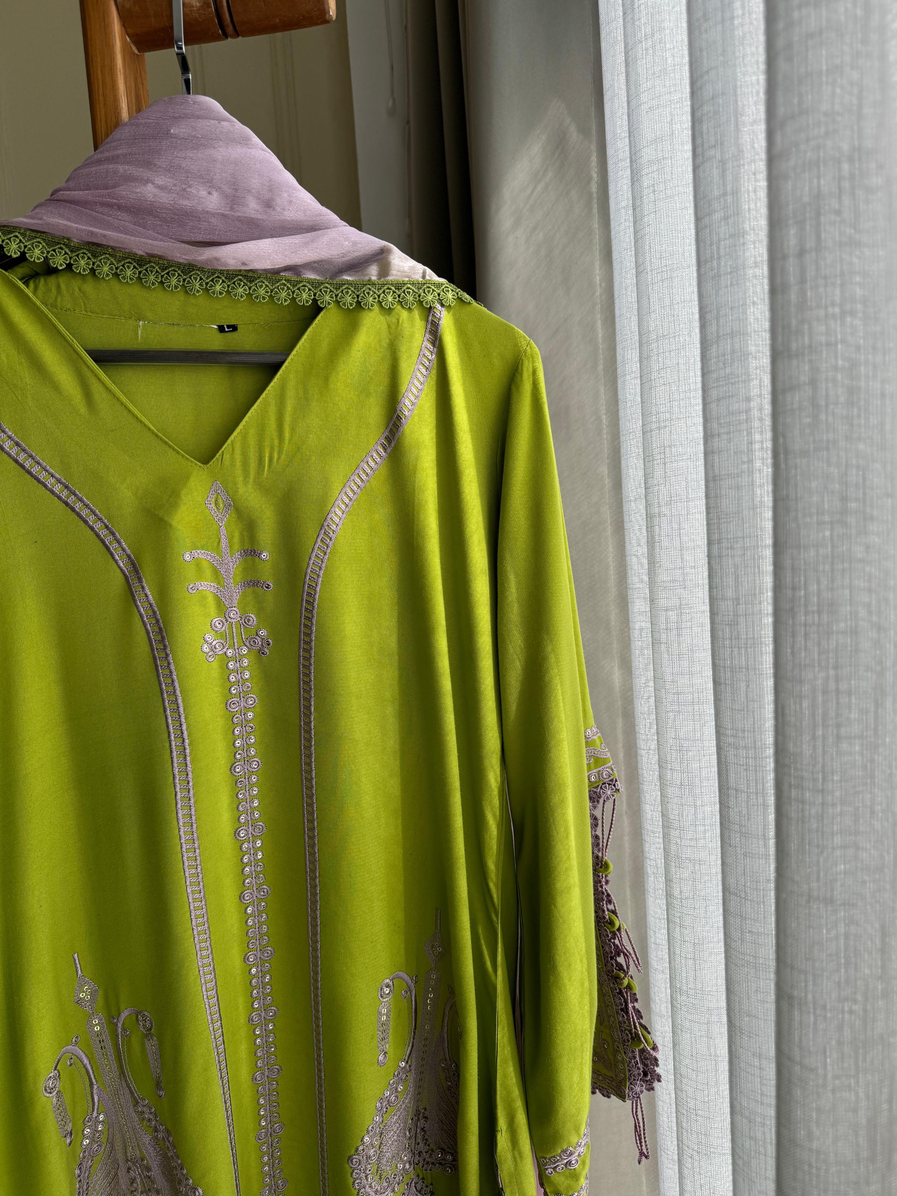 New Blue&Green Trendy Farshi Salwar-209 - Pehnava Lawns