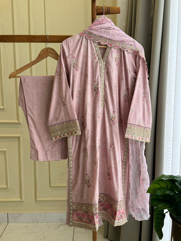 Premium Pure Lawn Embroidered Suit - 08