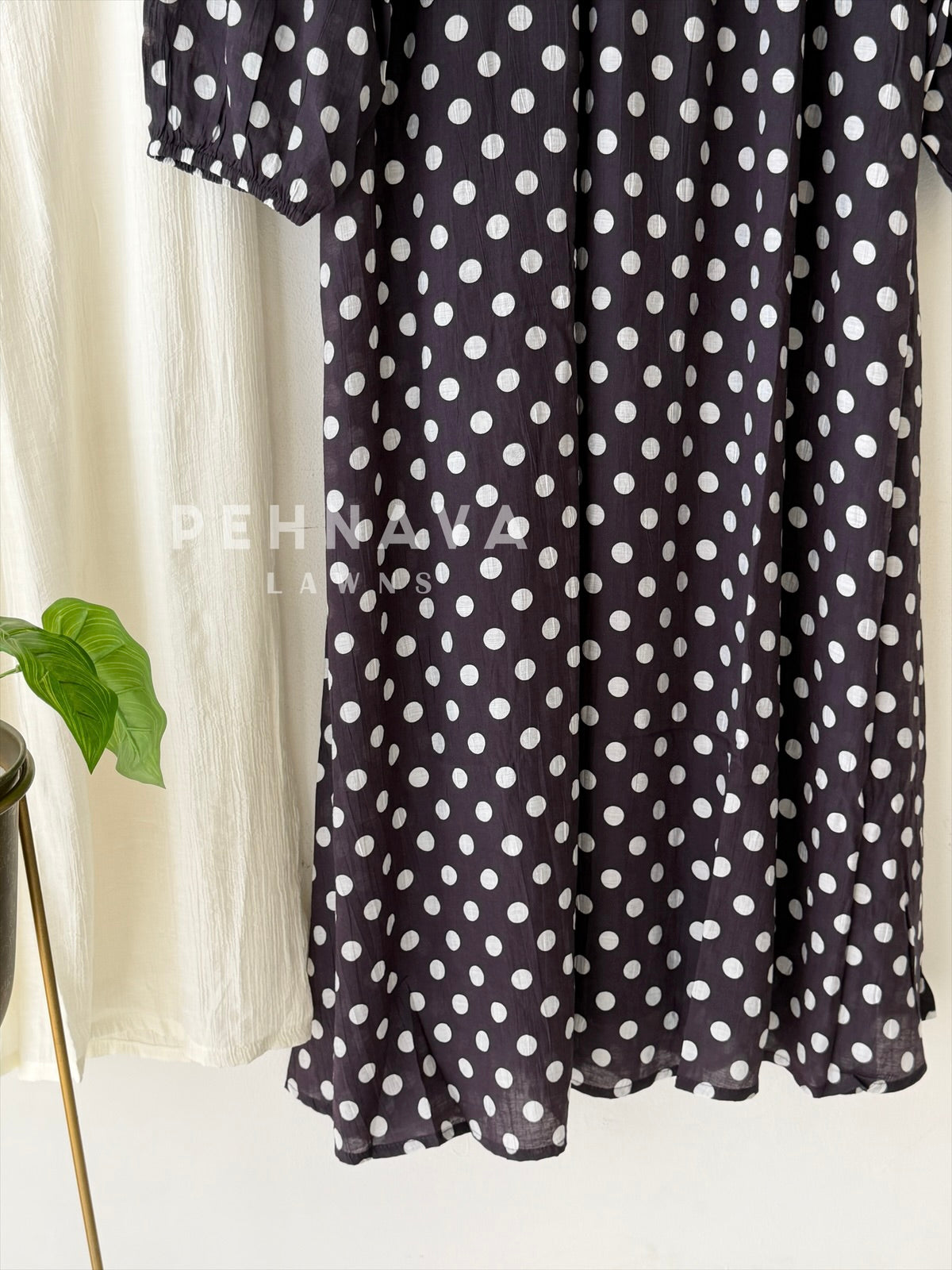 Polka Dot Printed Imported Suit 6176