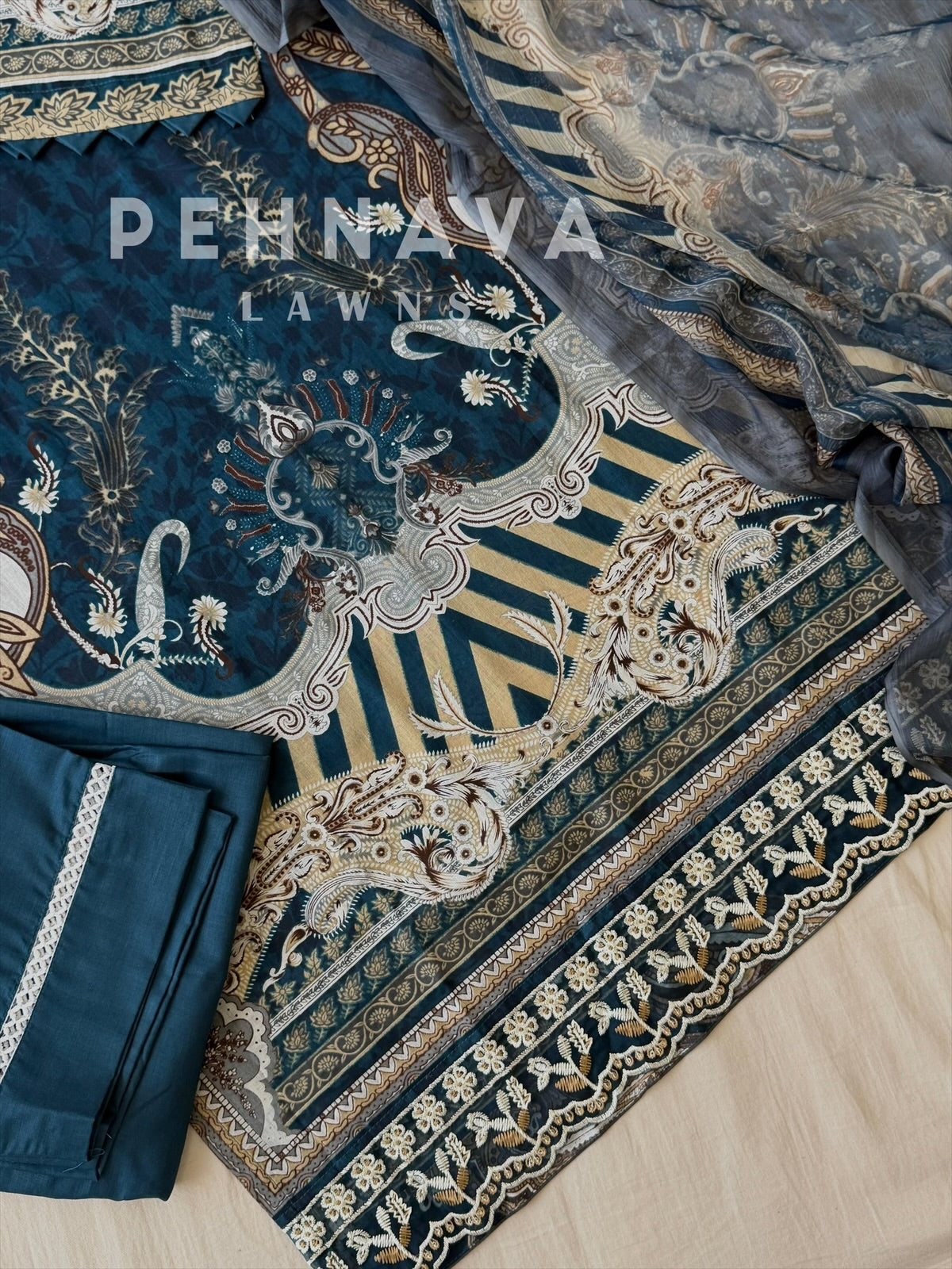 Signature Embroidered Lawn Unstitched Suit 1532B