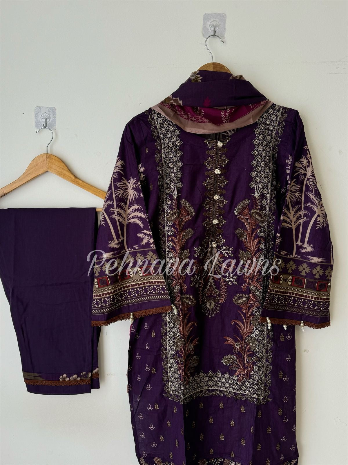 Cotton Embroidered Suit with Chiffon/Cotton Dupatta-3374