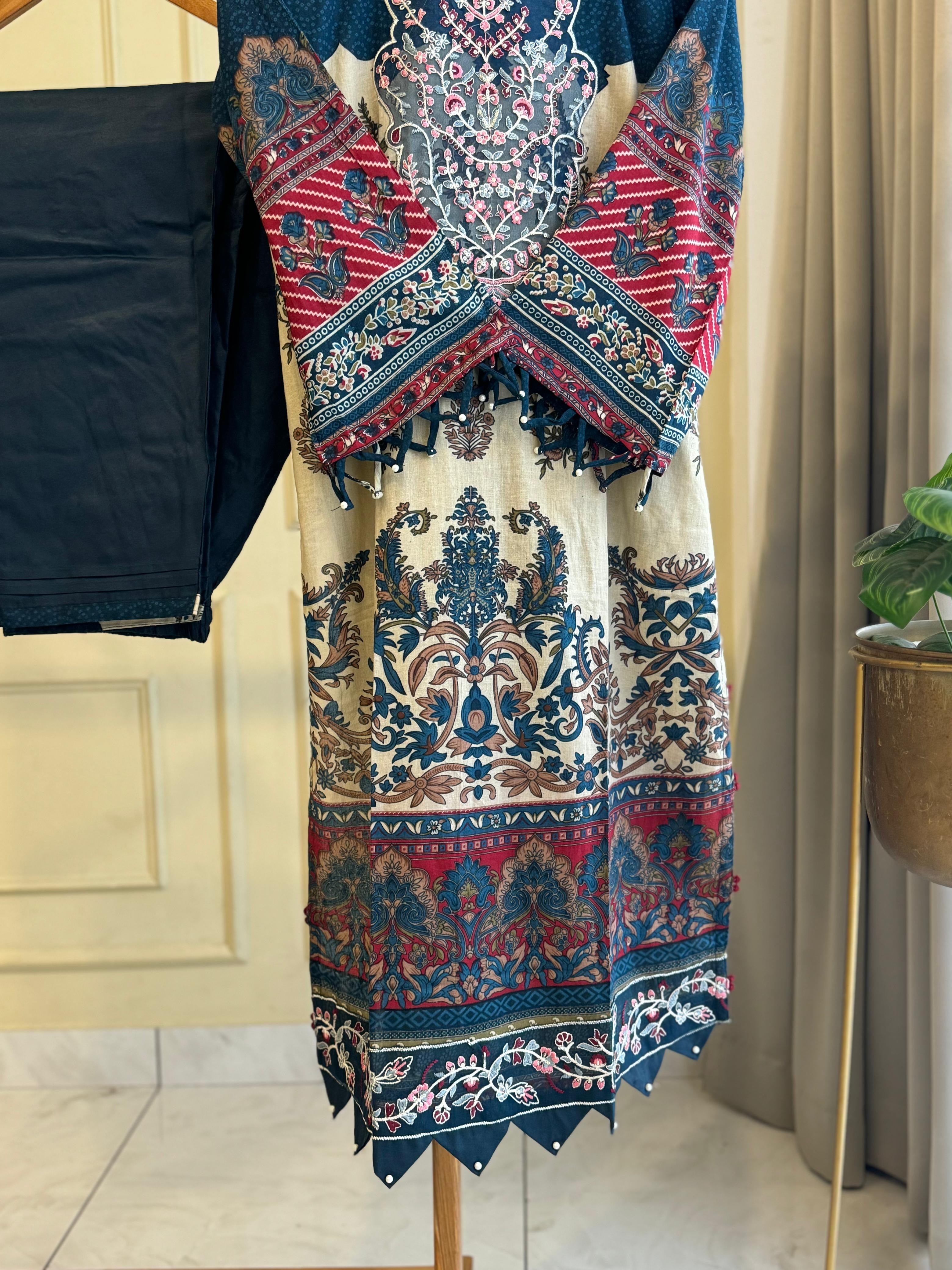 Blue Cotton Embroidered Floral Suit-2