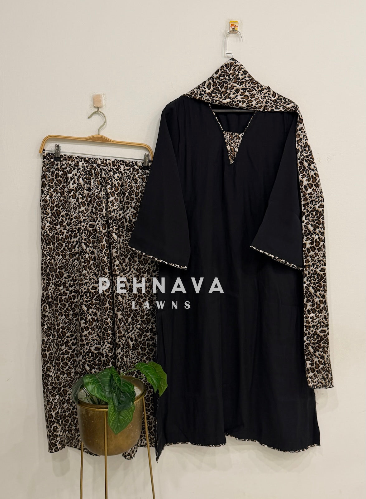 Minimal Animal Printed Three Piece Suit