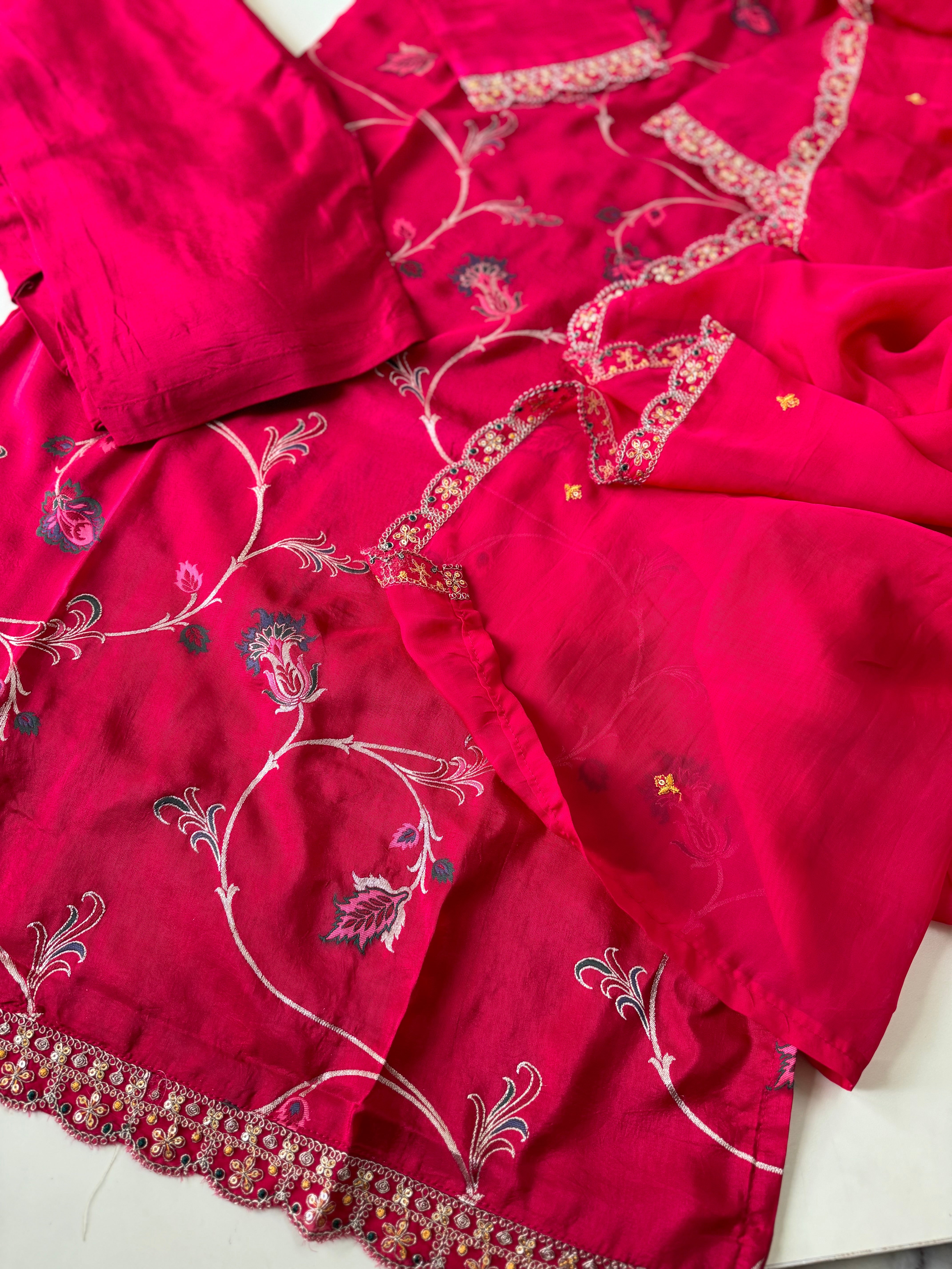 Silk hand detailed suit with orgnaza scalloped dupatta