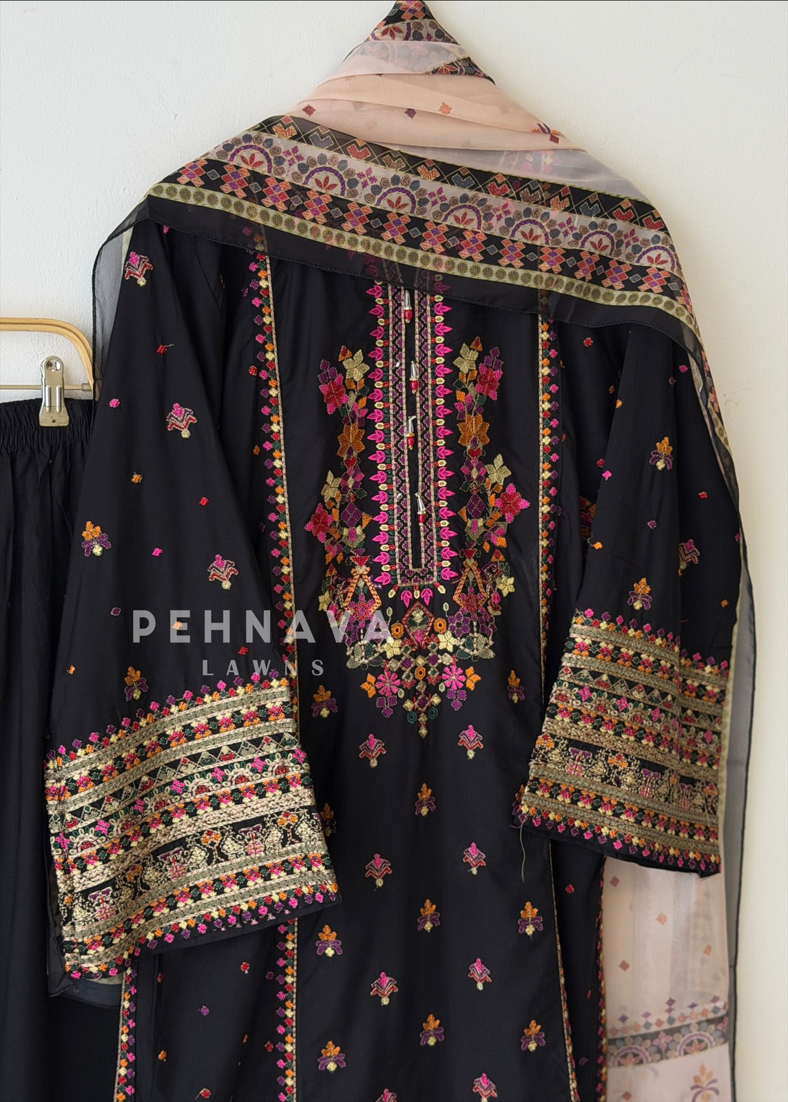 Heavy Floral Embroidered Ensemble T1153
