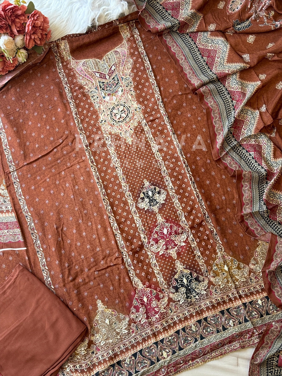 Muslin Unstitched Suit-KT-324 A - Pehnava Lawns