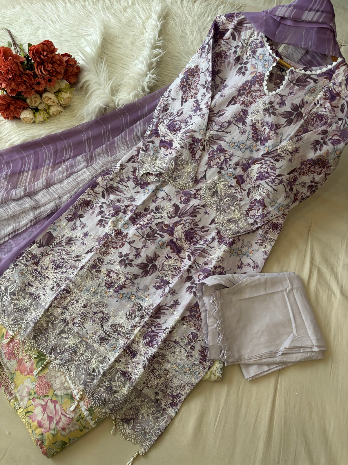 Lace Trimmed Floral Suit-Set-5005