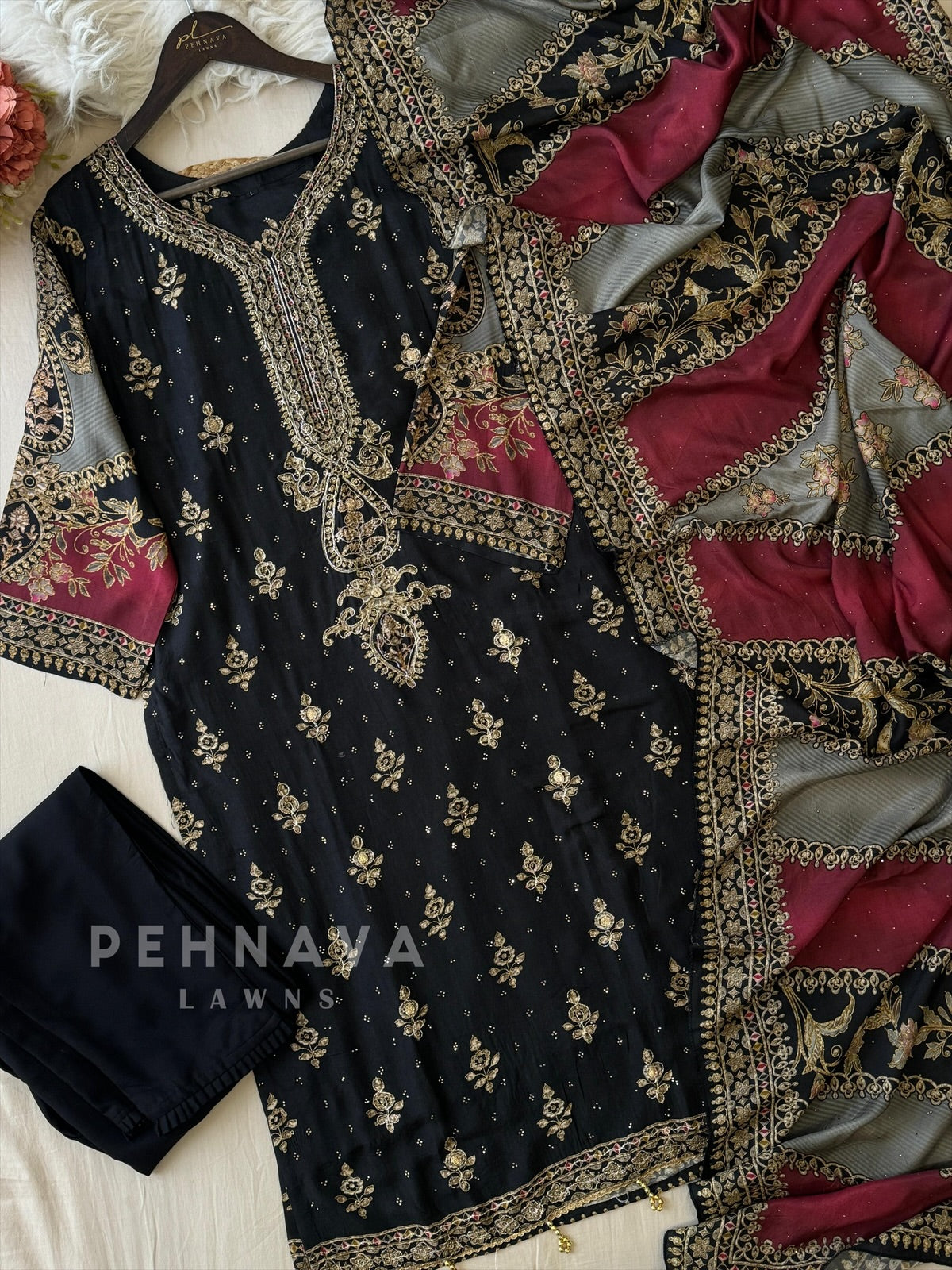 Black Premium Muslin Suit - Pehnava Lawns
