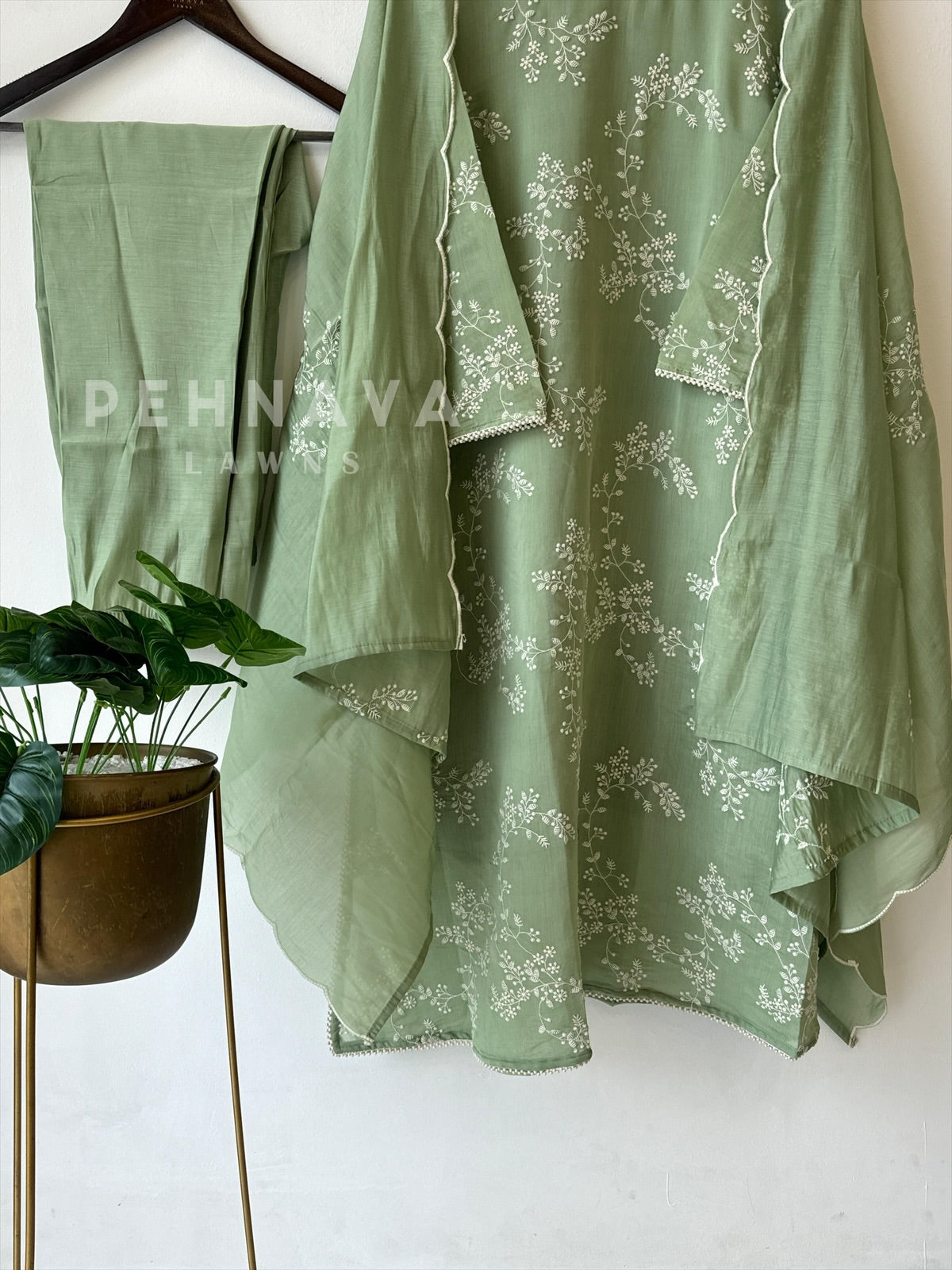 Elegant floral Embroidered Suit-12818