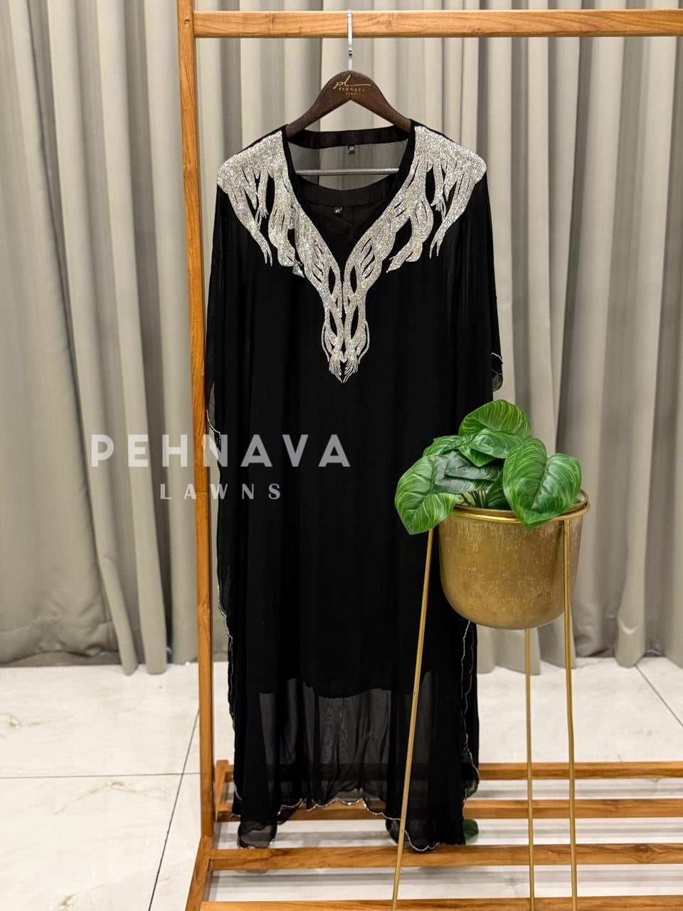 Cutdana Embroidered Kaftan Suit 1110