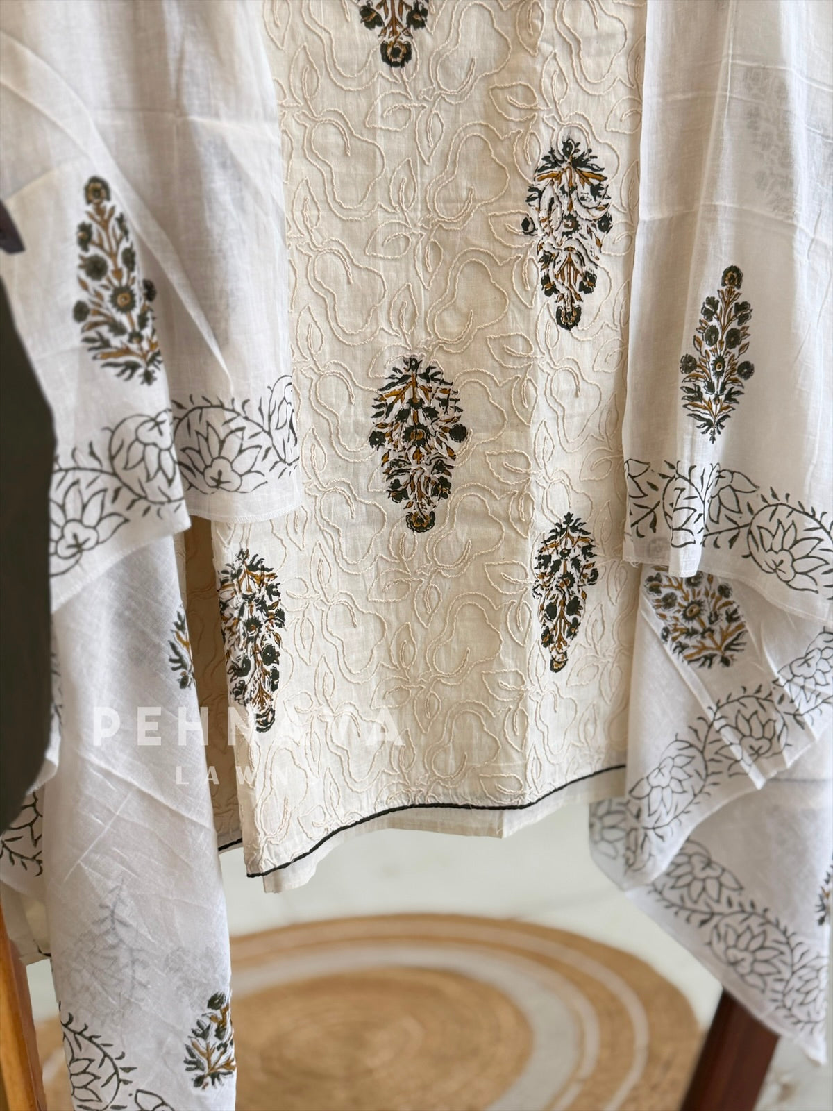 Thread Embroidered Unstitched Suit