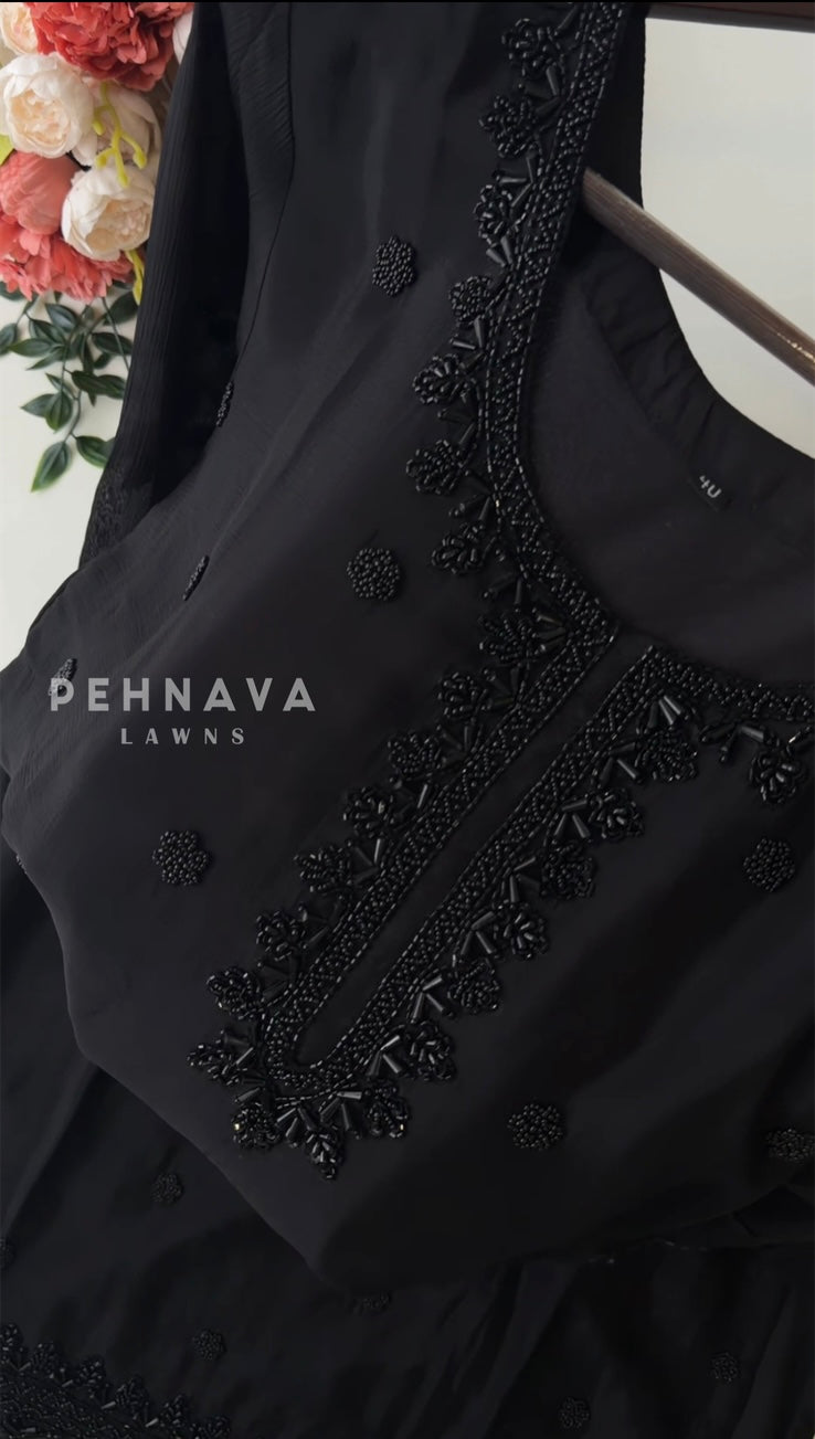 Premium Handworked Chinnon Ensemble 8928