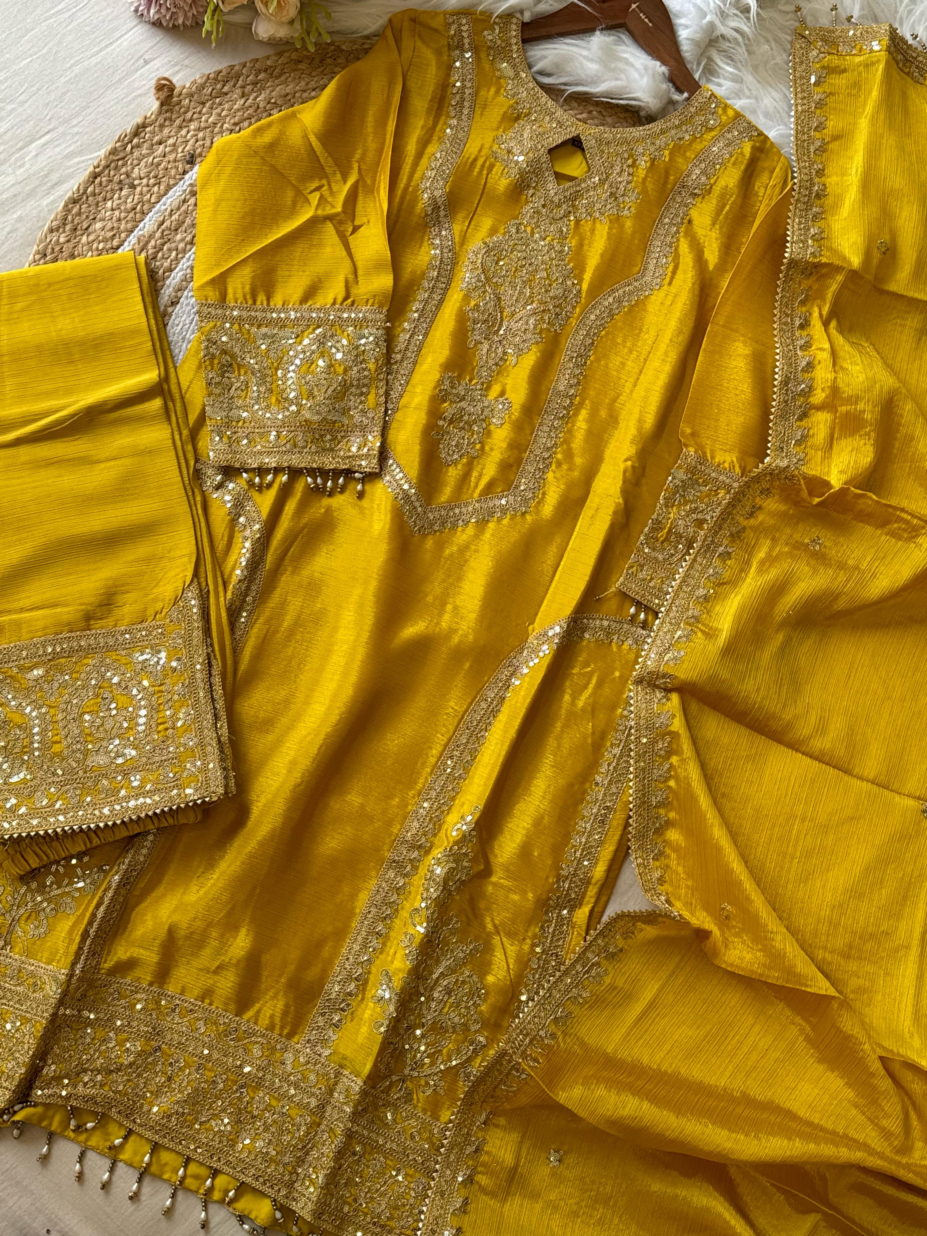 Chinnon Party-wear Suit