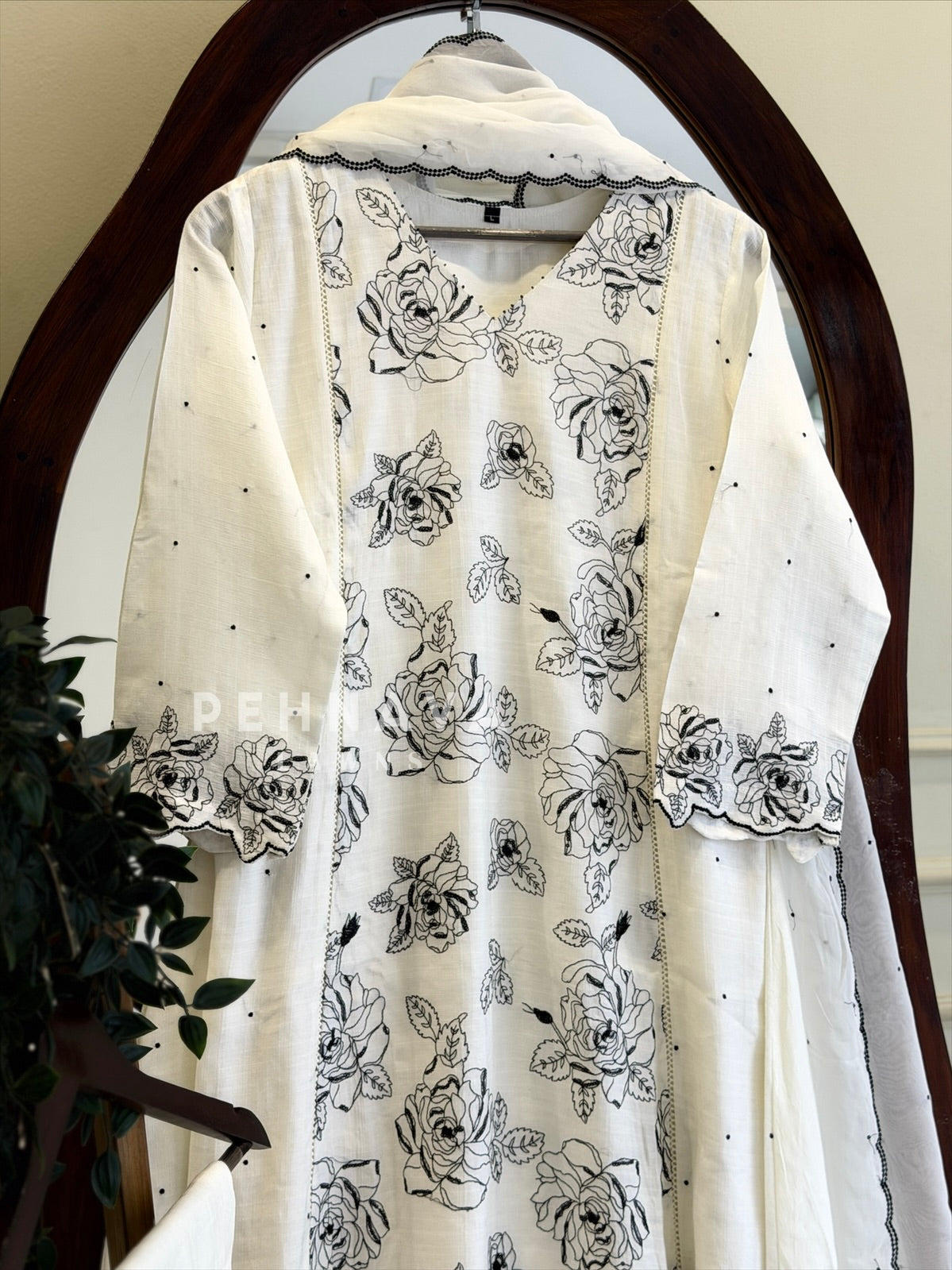 Floral Embroidered Three Piece Set 1520