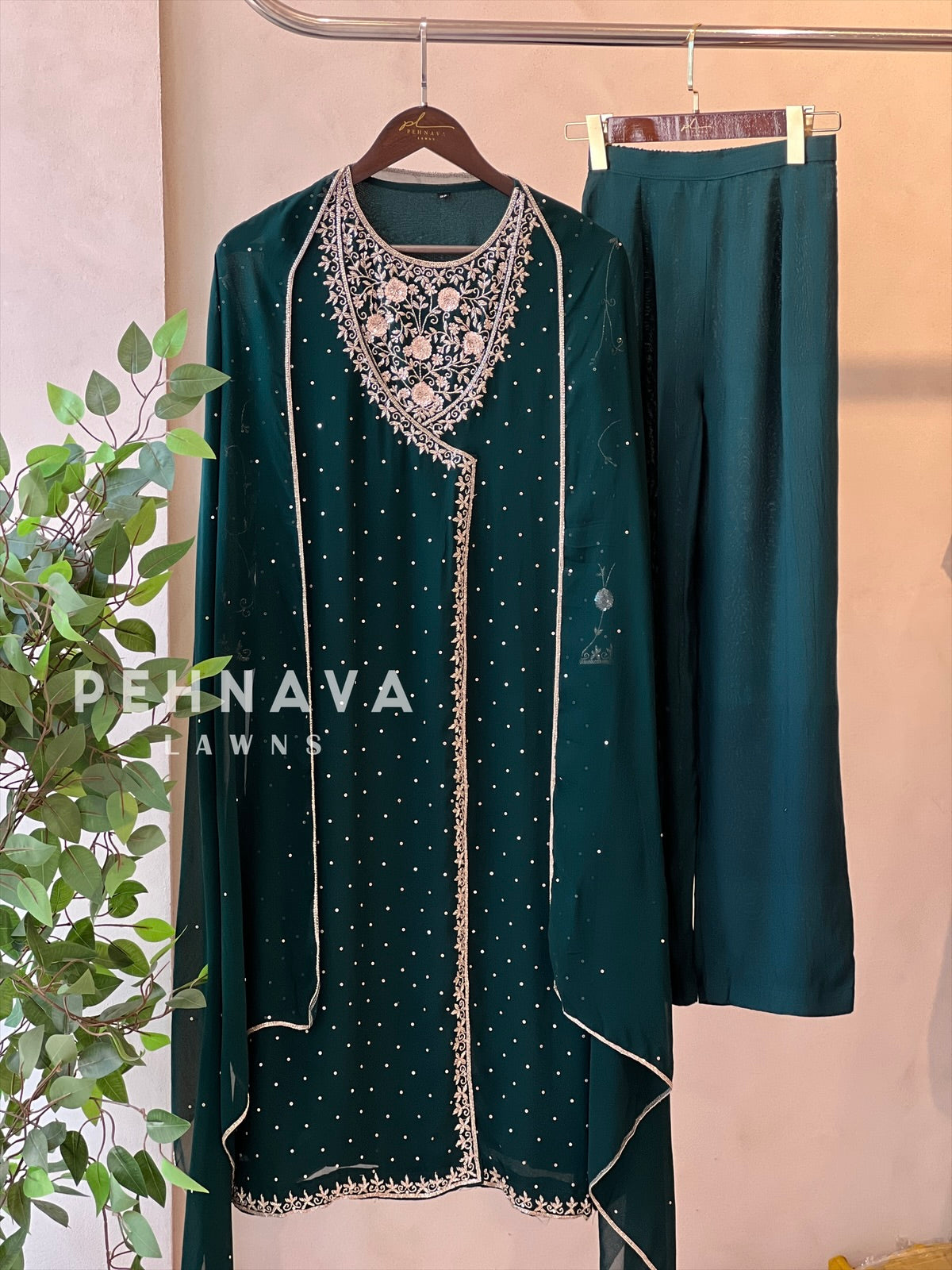 Teenagers Handworked Three Piece Suit Set