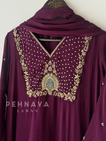 Hand Embroidered panel Cut Suit - Pehnava Lawns