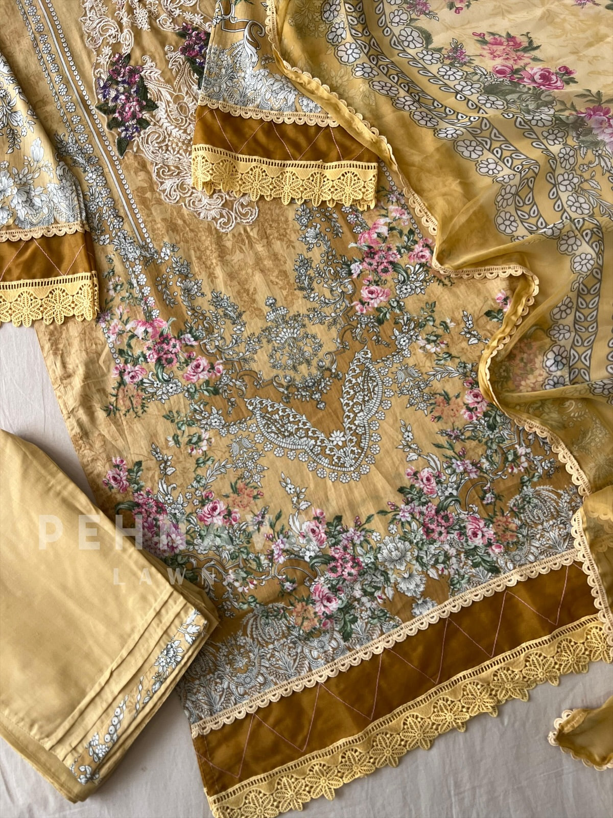 Cotton Lace Detail Suit Set-1484