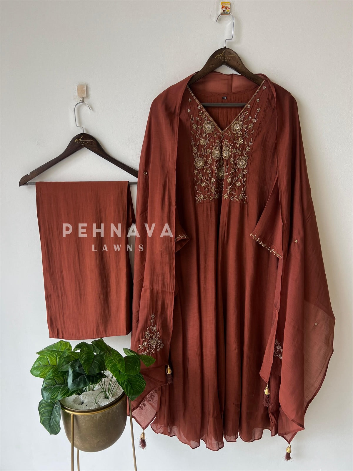 Antique Handwork Ensemble