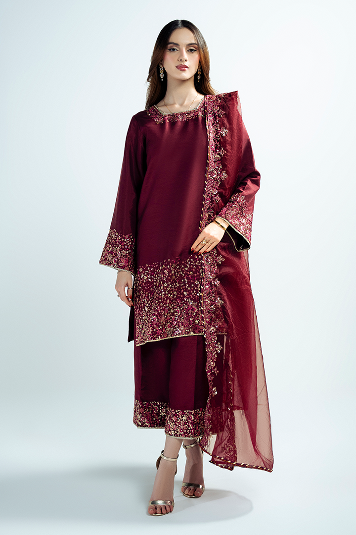 Manahil Lakhani Marilyn Festive suit