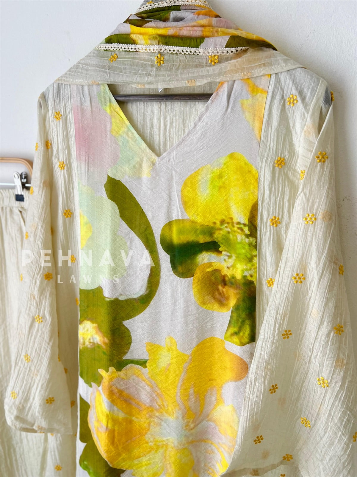Floral Casual Ensemble-4143 - Pehnava Lawns