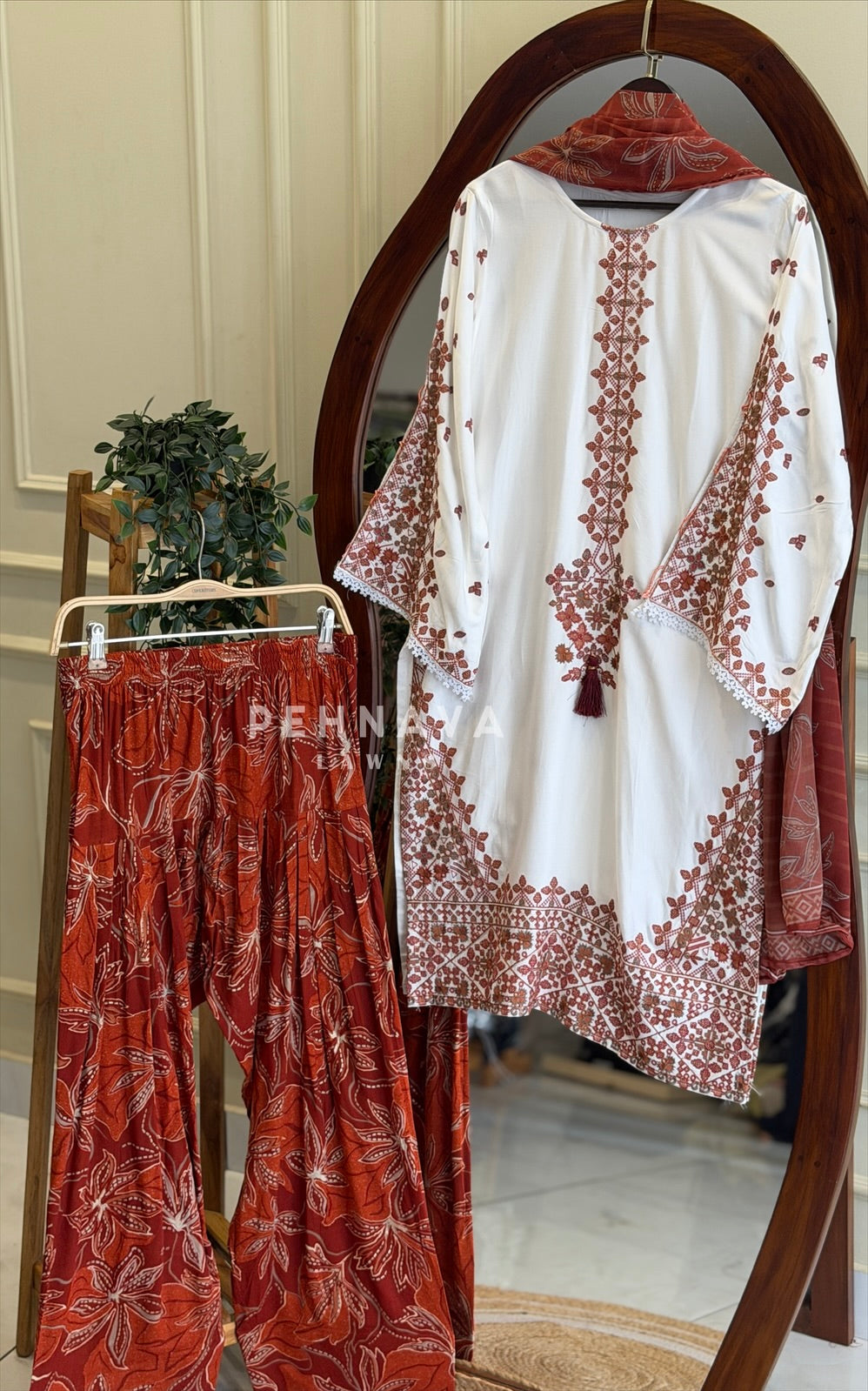 Floral Embroidered Farshi Salwar