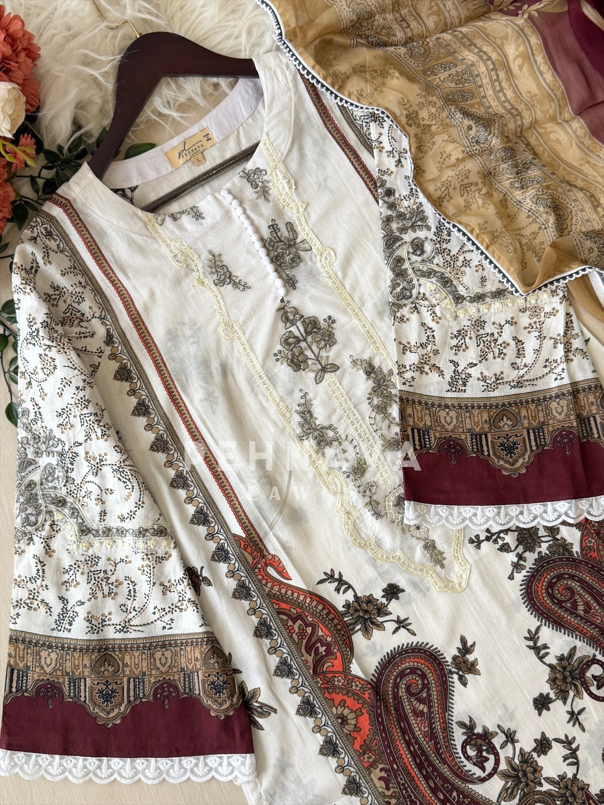Paki Printed casual suit with chiffon dupatta 11285C