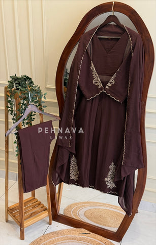Cotacheck Embroidered Suit 13081