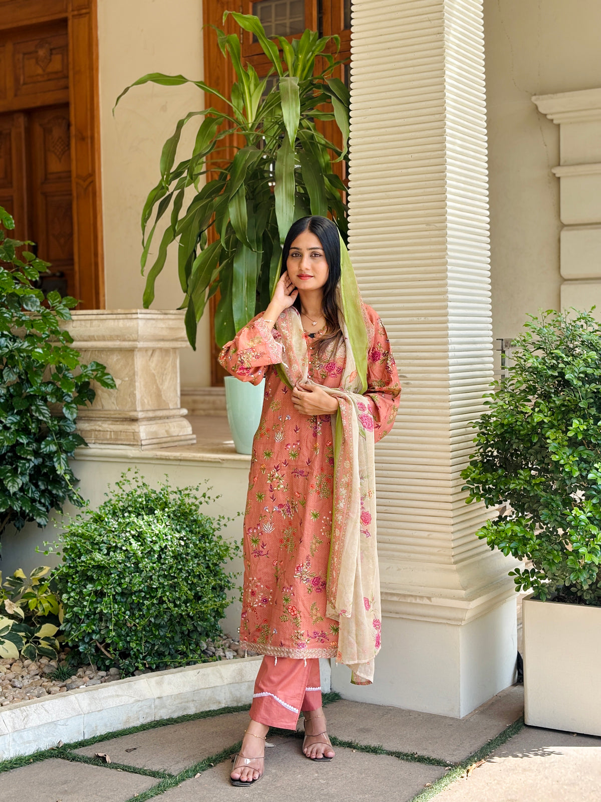 Floral Printed Ethnic Pak-Suit Ft. Chiffon/Cotton Dupatta-003